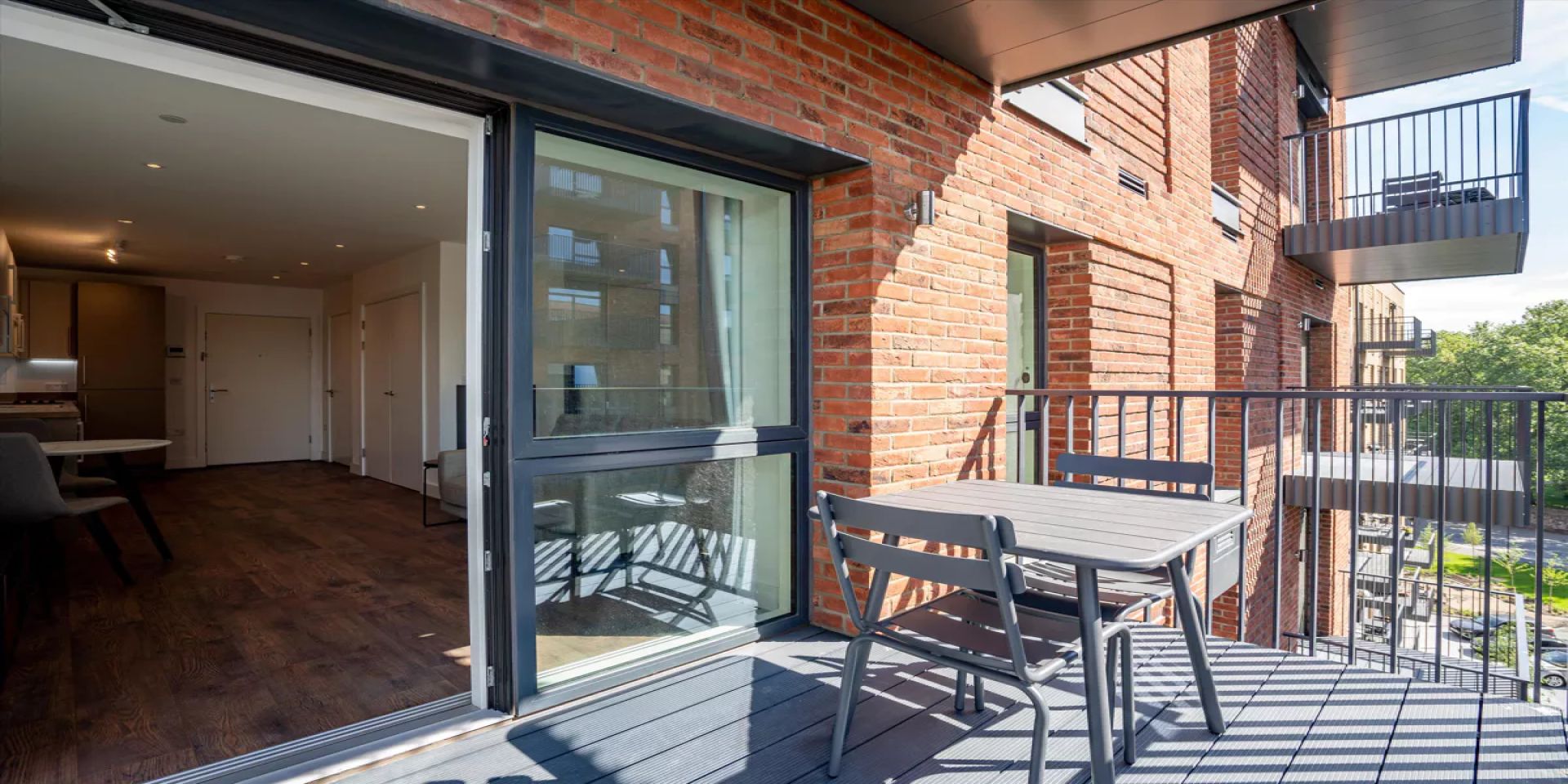 Bella Casa de tres pisos